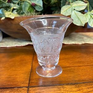 Duncan & Miller Sandwich Vase vintage